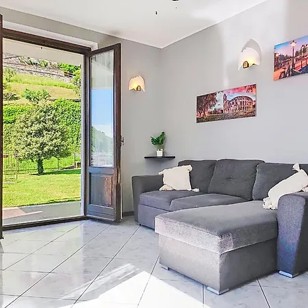 Casa vacanze Riflessi Del Lario By Interhome