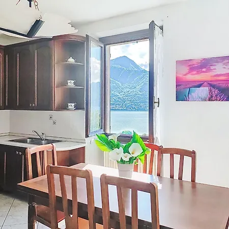 Riflessi Del Lario By Interhome